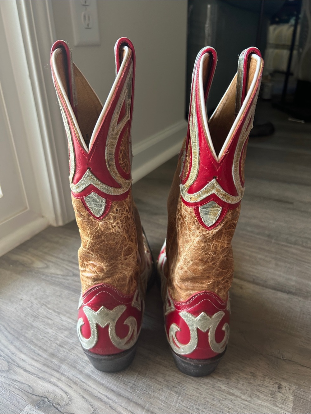 Sterling River Boots Women's Red & Tan Western Cowboy Boots - Picture 2 of 4